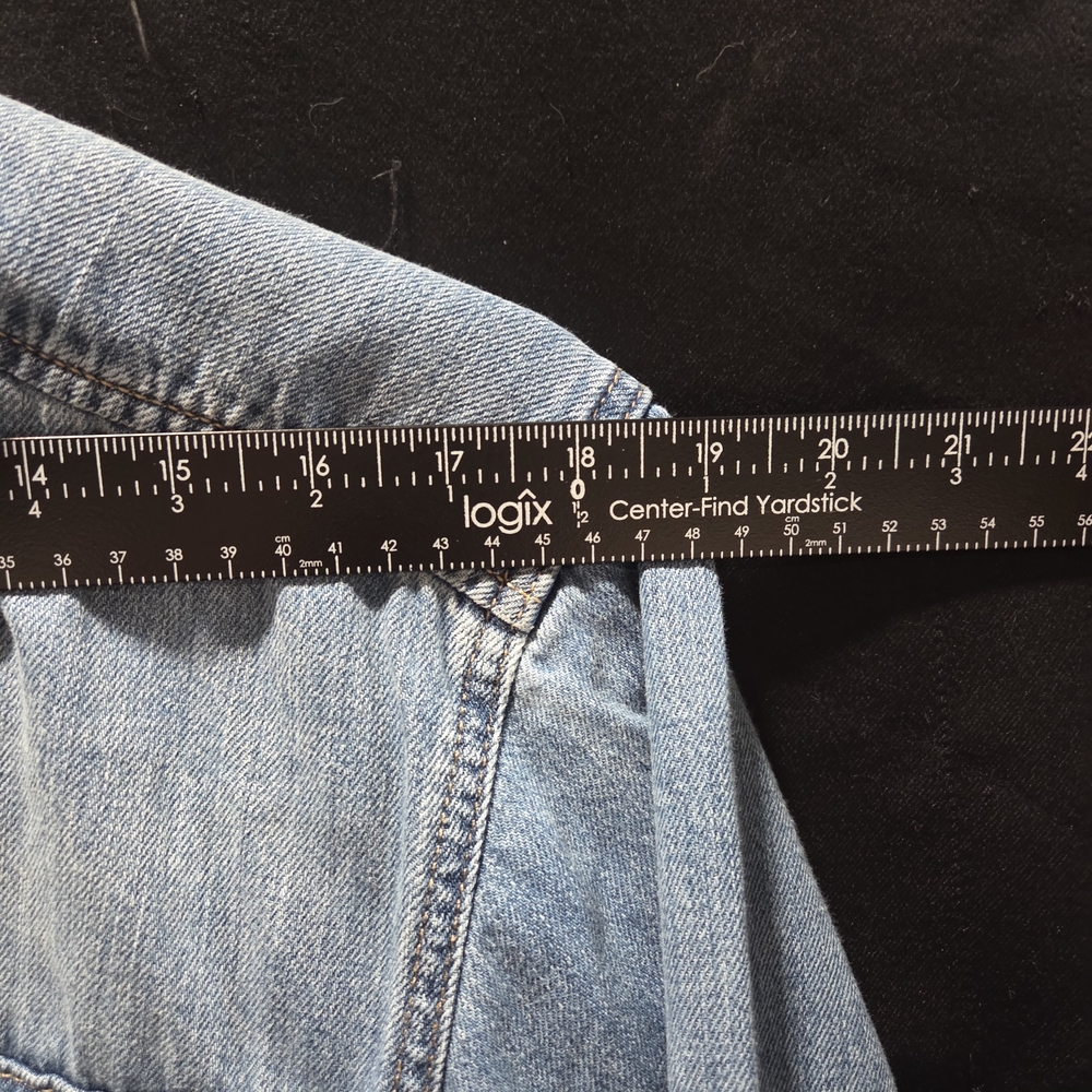 Universal Thread Retro Oversized Denim Shacket 10… - image 5